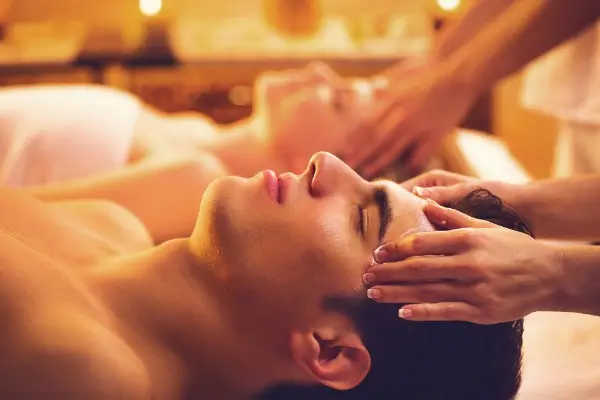 Dịch vụ Massage tận nhà tại quận Cầu Giấy uy tín, giá rẻ, phục vụ 24/7 của Massage Pro