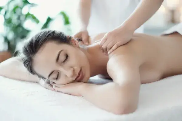 Dịch vụ Massage tận nhà tại quận Gò Vấp uy tín, giá rẻ, phục vụ 24/7 của Massage Pro