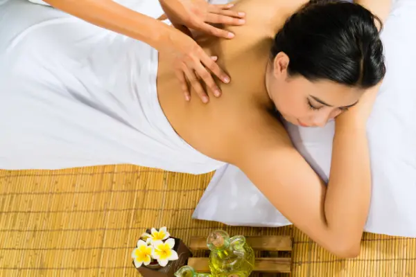 Dịch vụ Massage tận nhà tại quận Phú Nhuận uy tín, giá rẻ, phục vụ 24/7 của Massage Pro