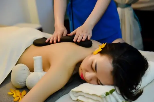 Dịch vụ Mát xa quận Bình Tân uy tín, giá rẻ, phục vụ 24/7 của Massage Pro