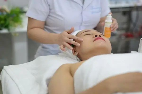 Dịch vụ Mát xa quận Tân Phú uy tín, giá rẻ, phục vụ 24/7 của Massage Pro
