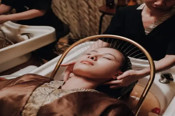 Dịch vụ Massage Thái quận Hoàng Mai giá rẻ, phục vụ tận nơi 24/7 của Massage Pro