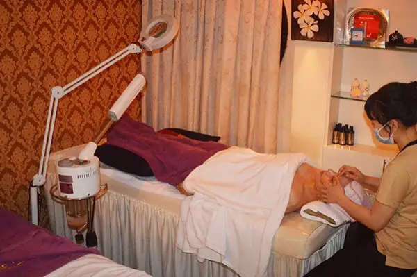 Dịch vụ Massage Thái quận 2 giá rẻ, phục vụ tận nơi 24/7 của Massage Pro
