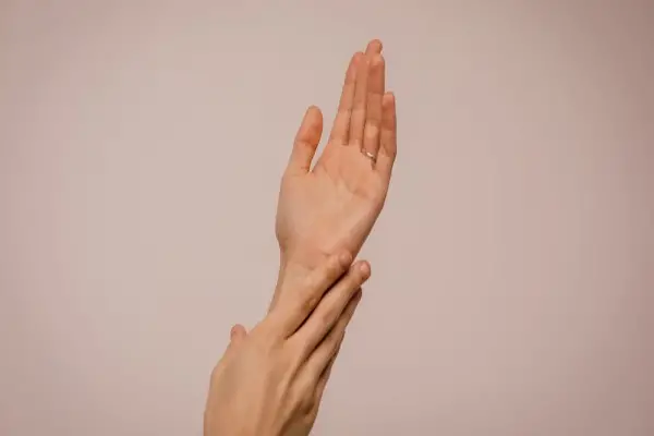 Dịch vụ Massage Thái quận 4 giá rẻ, phục vụ tận nơi 24/7 của Massage Pro