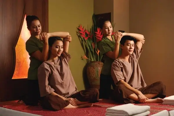 Dịch vụ Massage Thái quận 4 giá rẻ, phục vụ tận nơi 24/7 của Massage Pro