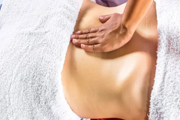 Dịch vụ Massage Thái quận 4 giá rẻ, phục vụ tận nơi 24/7 của Massage Pro