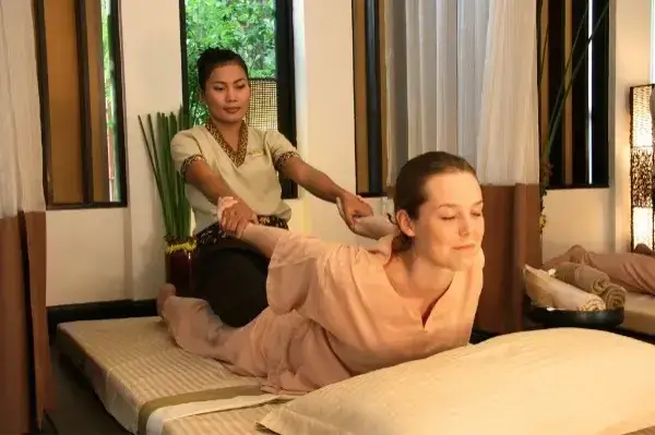 Dịch vụ Massage Thái quận 7 giá rẻ, phục vụ tận nơi 24/7 của Massage Pro