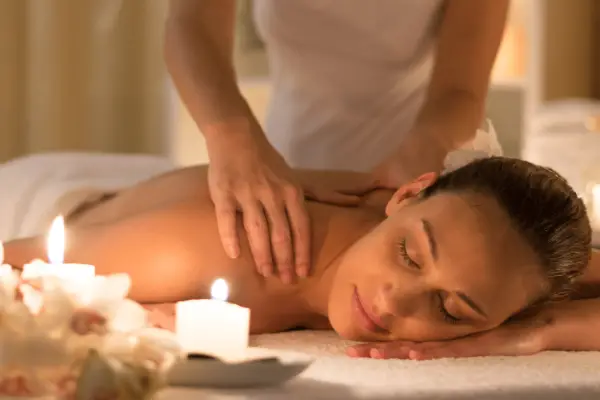 Massage Pro - Massage trị liệu tại TP HCM phục vụ tại nhà hoặc khách sạn phục vụ 24/7