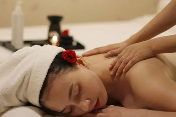 Massage Pro - Massage trị liệu tại quận 3 phục vụ tại nhà hoặc khách sạn phục vụ 24/7