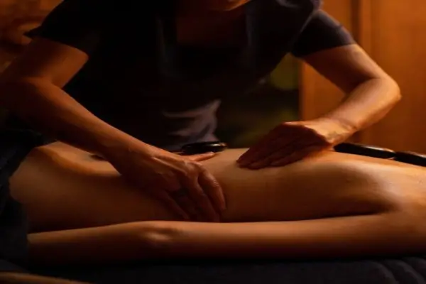 Massage Pro - Massage trị liệu tại quận 5 phục vụ tại nhà hoặc khách sạn phục vụ 24/7