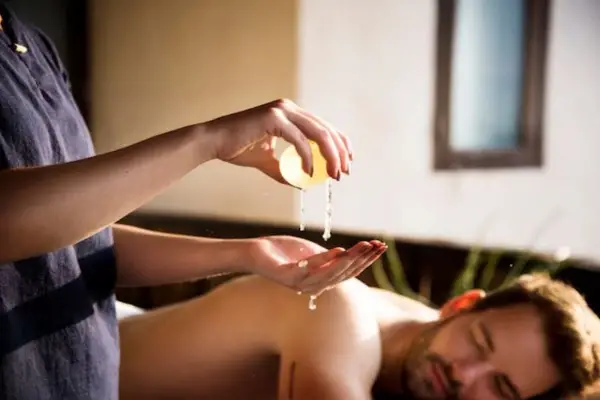 Dịch vụ Massage toàn thân tại Hà Nội uy tín, giá rẻ, phục vụ 24/7 của Massage Pro