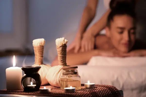 Dịch vụ Massage toàn thân tại Hoàn Kiếm uy tín, giá rẻ, phục vụ 24/7 năm 2026
