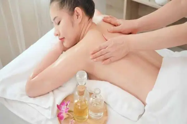 Dịch vụ Massage toàn thân tại Hoàn Kiếm giá rẻ nhất Hà Nội, phục vụ 24/7 năm 2026