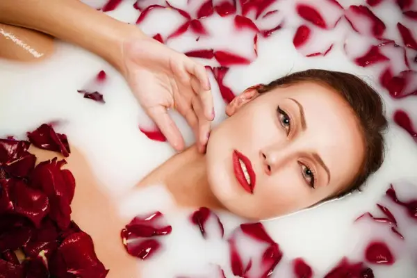 Dịch vụ Massage toàn thân tại Hoàn Kiếm giá rẻ nhất Hà Nội, phục vụ 24/7 năm 2026