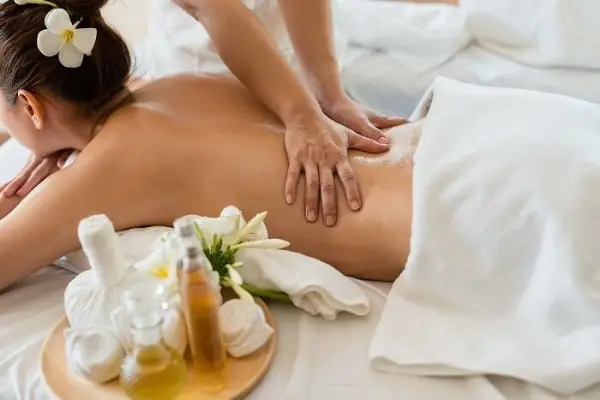 Dịch vụ Massage toàn thân tại quận Tây Hồ giá rẻ nhất Hà Nội, phục vụ 24/7 năm 2026 của Massage Pro
