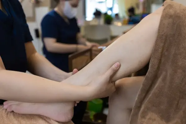 Dịch vụ Massage toàn thân tại quận Phú Nhuận giá rẻ nhất Tp HCM, phục vụ 24/7 năm 2026