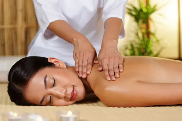 Dịch vụ Massage toàn thân tại Đà Nẵng giá rẻ , phục vụ 24/7 năm 2026