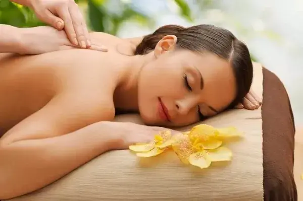 Dịch vụ Massage tận nơi tại Quận Thanh Xuân giá rẻ nhất Hà Nội, phục vụ 24/7 năm 2026 của Massage Pro