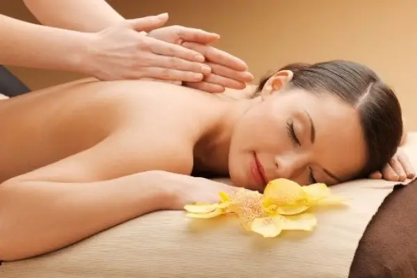 Dịch vụ Massage tận nơi tại Quận Cầu Giấy giá rẻ nhất Hà Nội, phục vụ 24/7 năm 2026