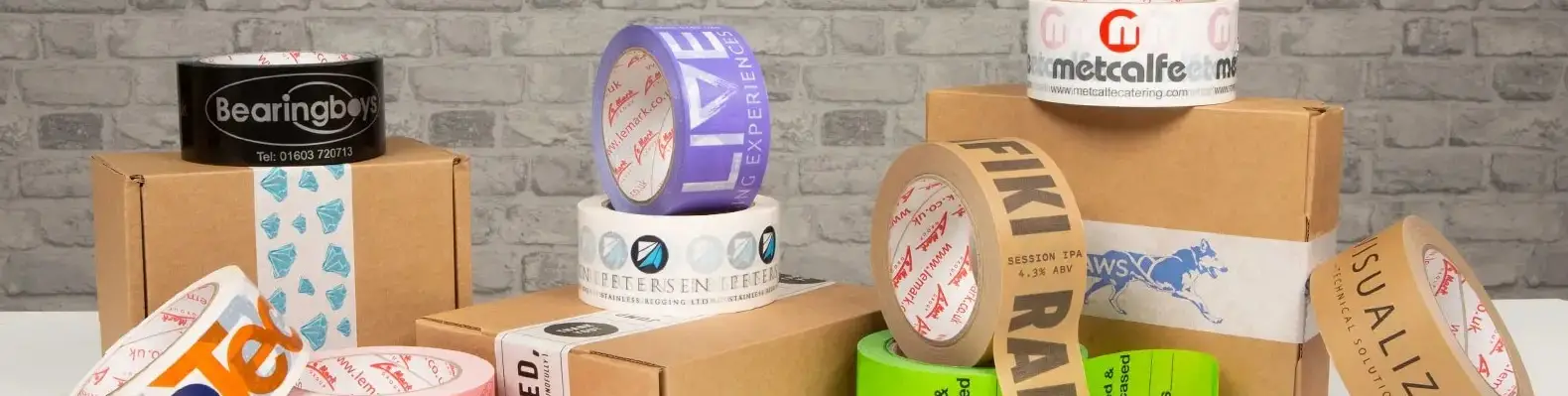 Băng dính in logo - Sáng tạo và ứng dụng trong thiết kế hiện đại