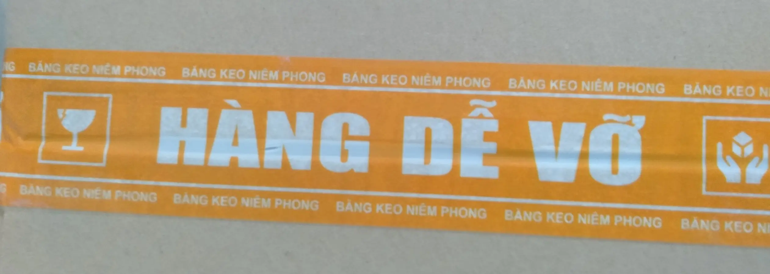 Băng Keo Niêm Phong - Giải Pháp An Toàn và Bảo Mật Trong Quản Lý Hàng Hóa Hiện Đại
