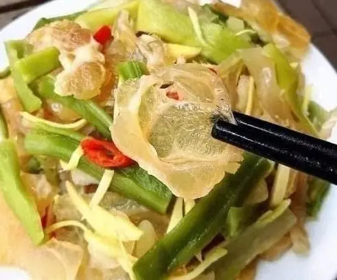 Cách làm nộm rau tiến vua với gân bò Cách làm nộm rau tiến vua với gân bò