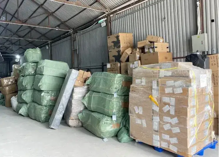 🔔 CẢNH BÁO KHẨN: KHO GHÉP HÀNG QUẢNG CHÂU GẶP ÁP LỰC KỶ LỤC – CHIẾN LƯỢC TỐC ĐỘ NÀO CỨU HÀNG SỈ VỀ KỊP TẾT?