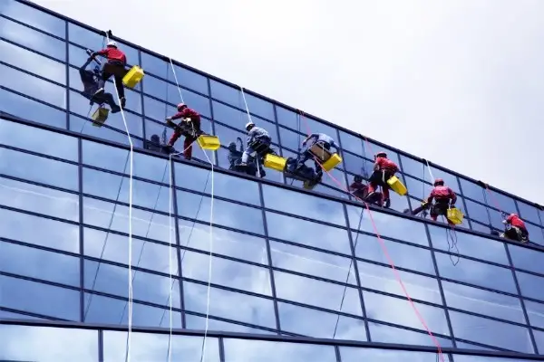Dịch vụ dọn sàn công ty trước và sau khi thi công của Linh Anh Clean tại Hà Nội