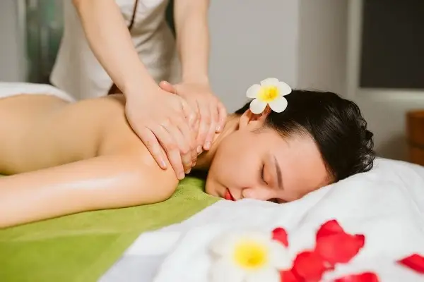 Dịch vụ massage trị liệu tại Tân Bình giá rẻ, phục vụ tận nơi của Massage Pro