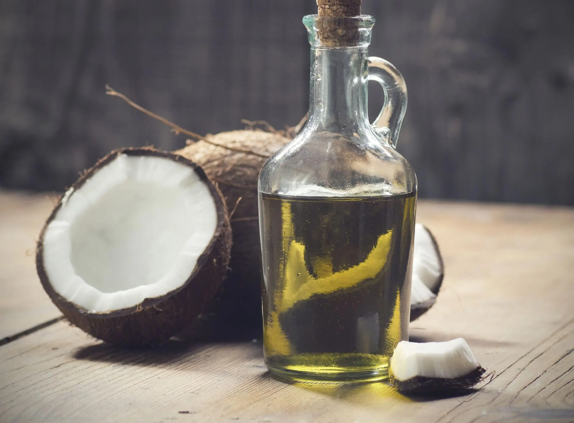 Điểm danh các công dụng của dầu dừa - Khám phá bí quyết làm đẹp tự nhiên