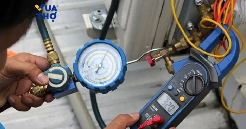 nen-thay-gas-dieu-hoa-loai-nao