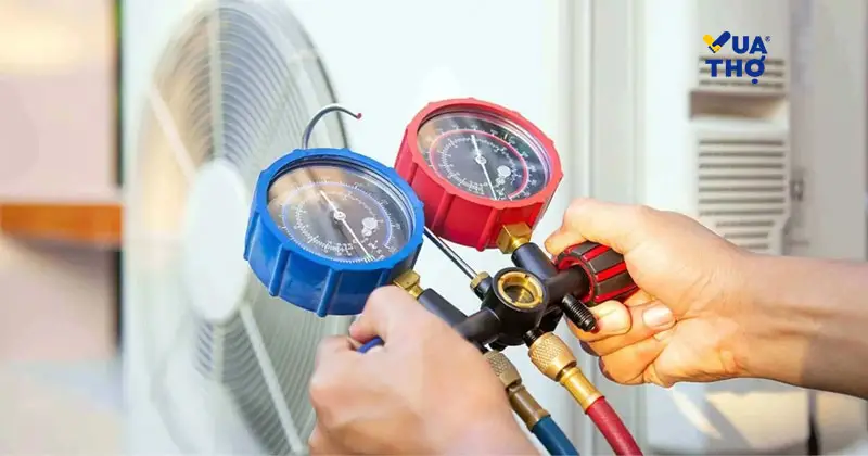 5 lợi &iacute;ch v&agrave;ng khi h&uacute;t ch&acirc;n kh&ocirc;ng m&aacute;y lạnh