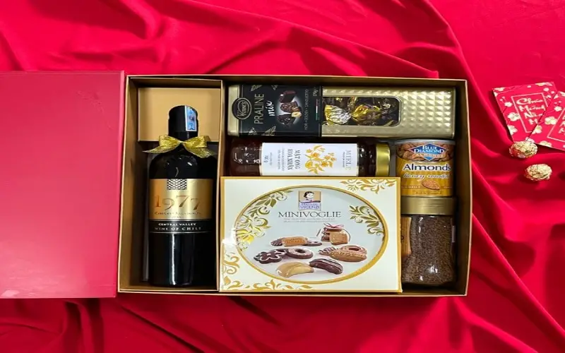 Hộp Quà Tết Cho Doanh Nghiệp Kết Nối Đối Tác 1 hop qua tet cho doanh nghiep tao dau an va ket noi doi tac 6725cad61323f