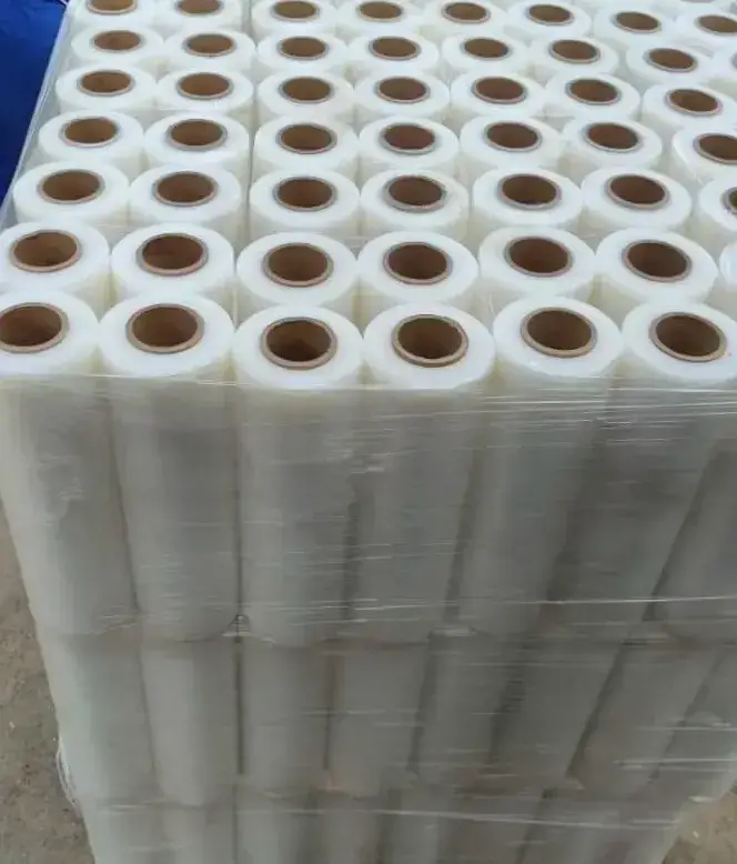 Khám Phá Đặc Điểm Nổi Bật & Ứng Dụng Đa Dạng Của Cuộn PE Trong Ngành Công Nghiệp Hiện Nay