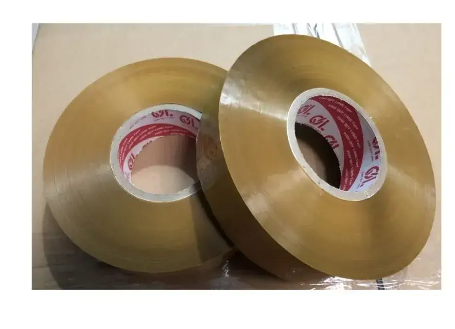 Khi Chọn Lựa Băng Keo Đục - Giải Pháp An Toàn & Bền Bỉ Cho Mọi Ngành Công Nghiệp