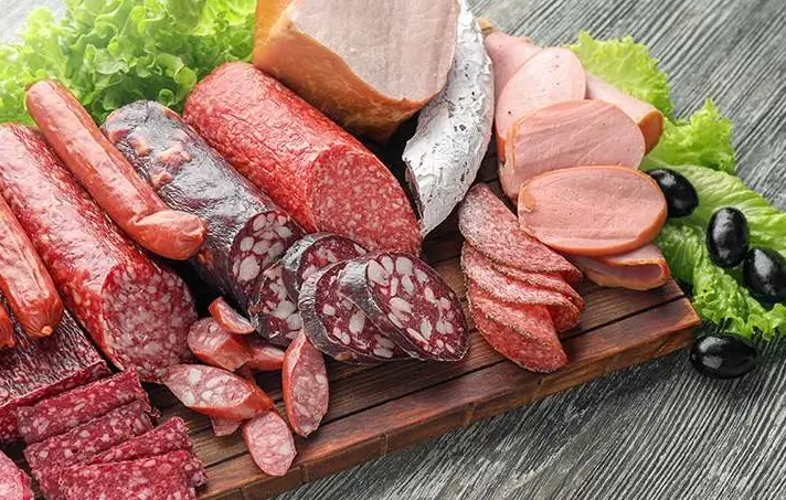Thịt chế biến sắn: Món ăn gây mỡ gan Thịt chế biến sắn: Món ăn gây mỡ gan