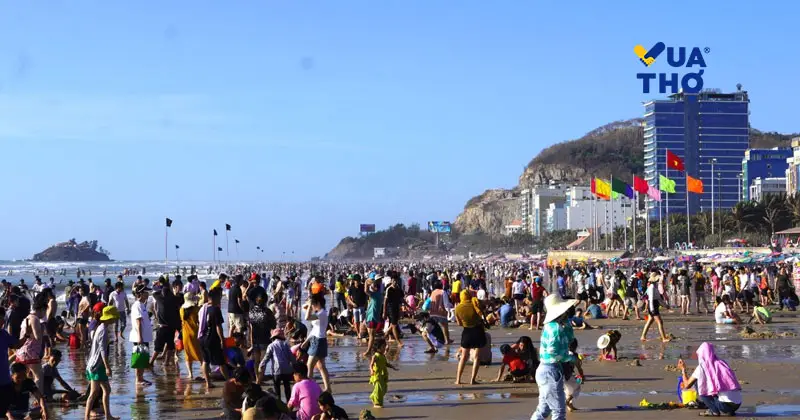 kh&ocirc;ng n&ecirc;n đi du lịch xa m&ugrave;ng 5 tết