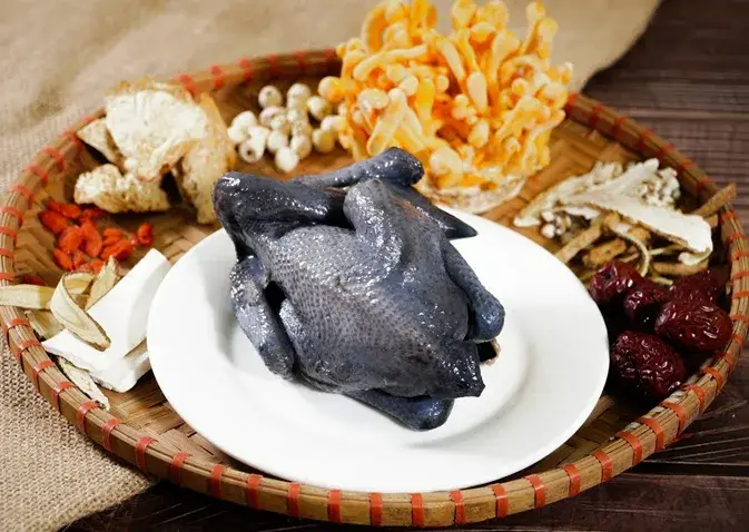 Gà ác và các thành phần dinh dưỡng Gà ác và các thành phần dinh dưỡng
