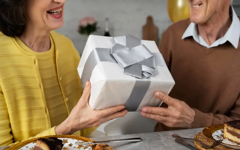 Quà tặng sức khỏe cho bố mẹ: Ý tưởng độc đáo và ý nghĩa cho ngày lễ đặc biệt Quà tặng sức khỏe cho bố mẹ: Ý tưởng độc đáo và ý nghĩa cho ngày lễ đặc biệt