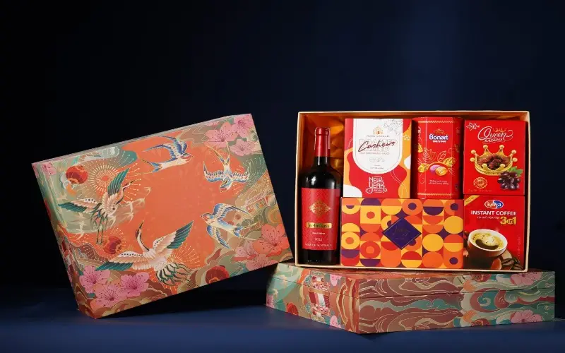 Quà Tết Ngoại Nhập Tôn Lên Nhập Đẳng Cấp Và Sang Trọng 1 qua tet ngoai nhap ton len nhap dang cap va sang trong 6729949b591f4