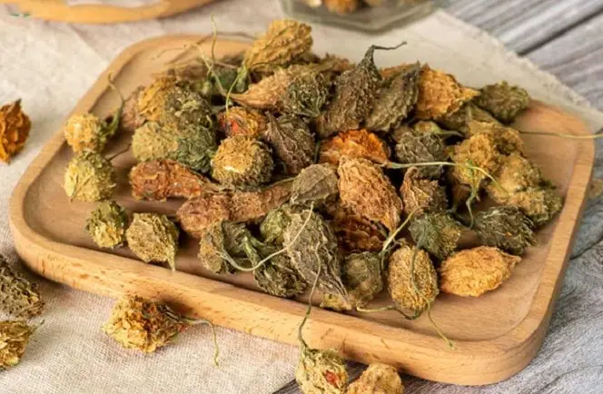 Tác Dụng Tuyệt Vời Của Nước Mướp Đắng Phơi Khô Tác Dụng Tuyệt Vời Của Nước Mướp Đắng Phơi Khô
