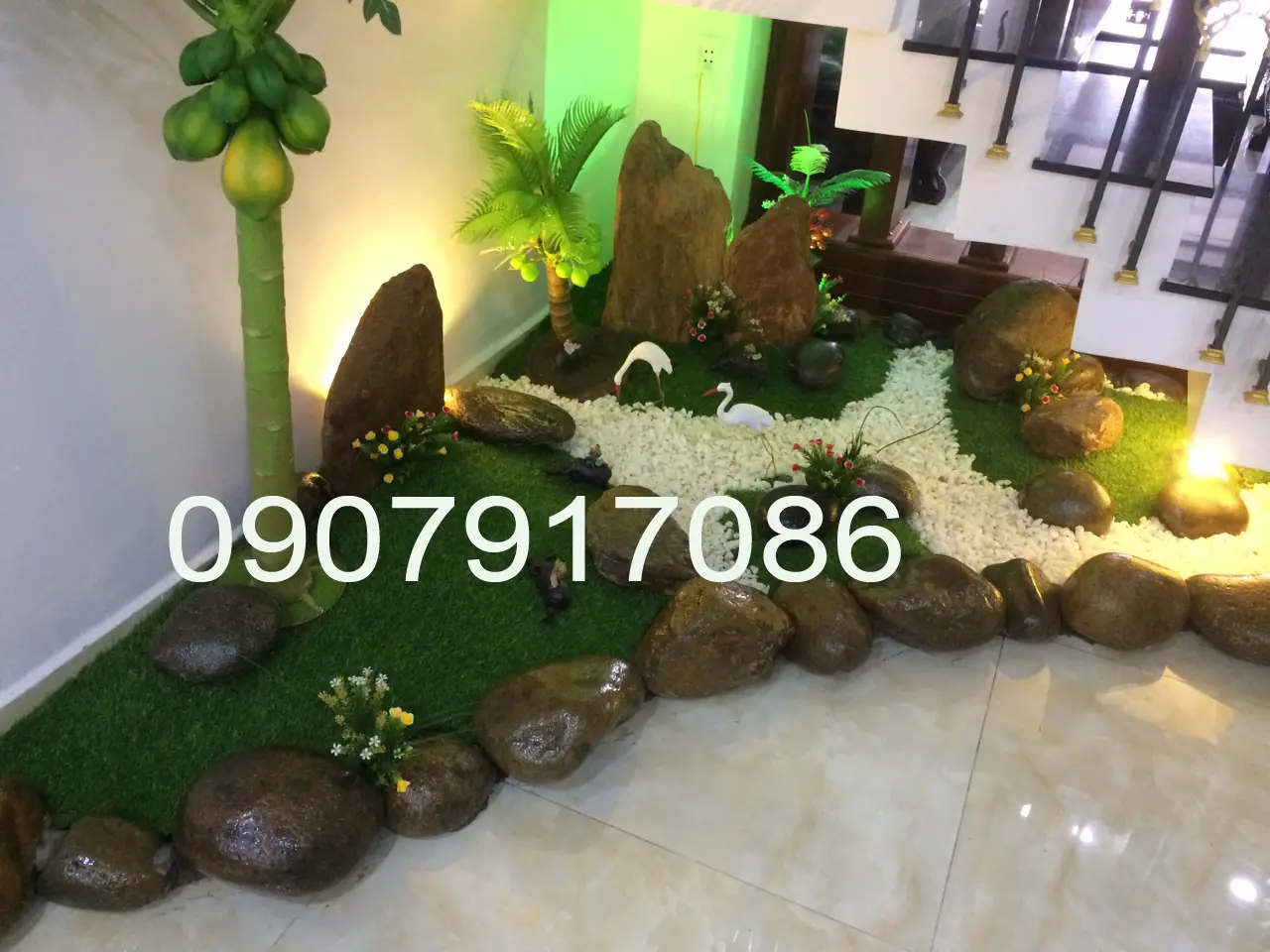 Tiểu cảnh cầu thang - Biến khoảng hẹp thành không gian xanh