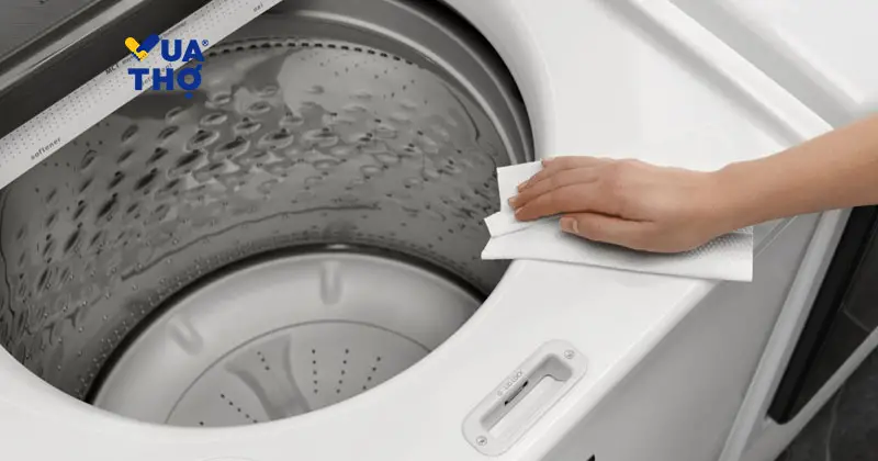 lau-sach-be-mat-may-giat