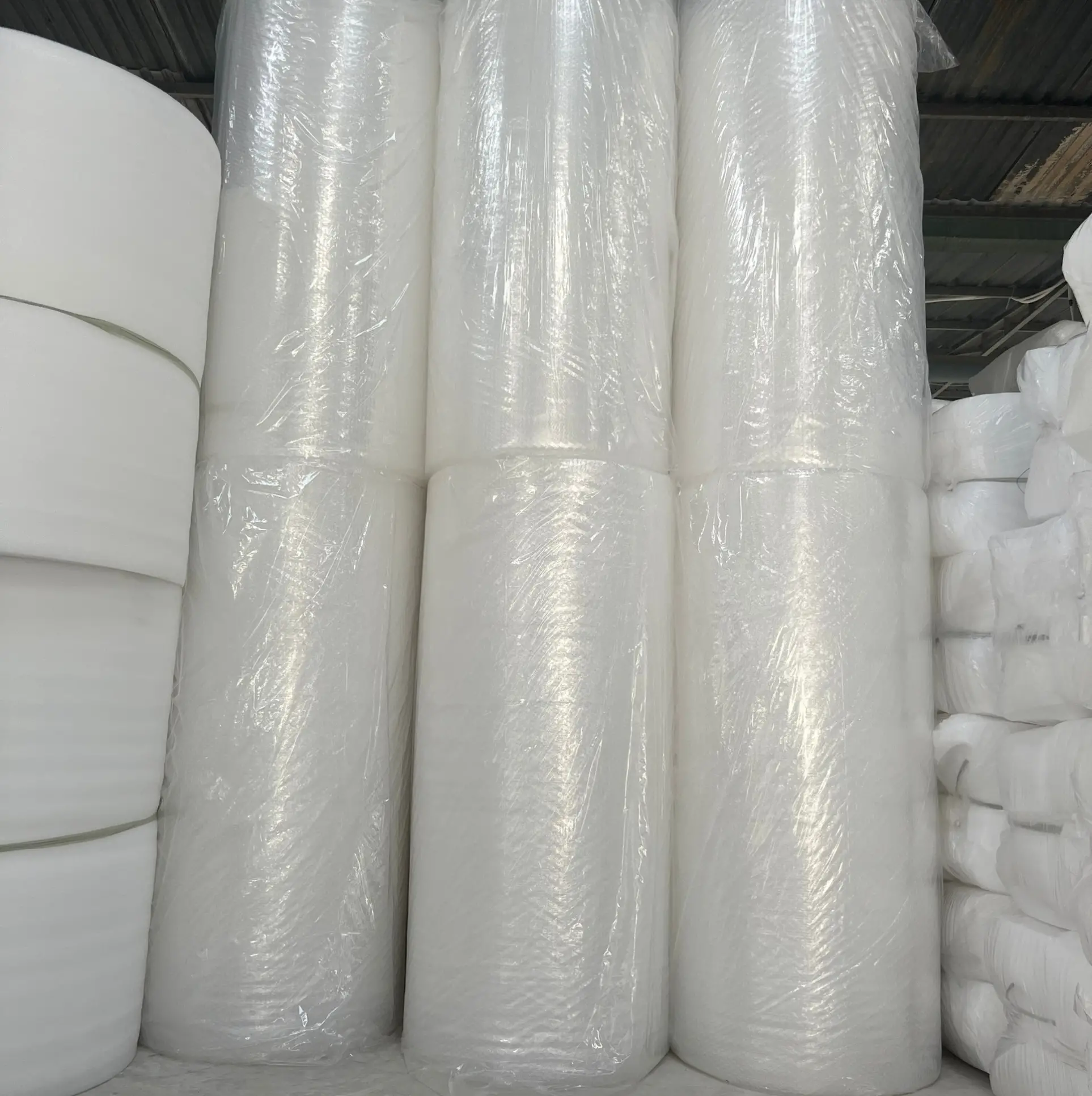 Xốp hơi - Vật liệu bảo vệ tối ưu trong ngành đóng gói và sáng tạo nghệ thuật